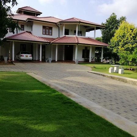 Golden Residence Anuradhapura Dış mekan fotoğraf