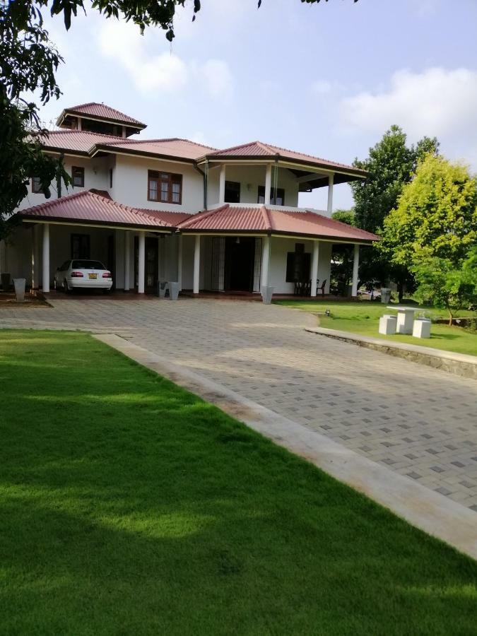 Golden Residence Anuradhapura Dış mekan fotoğraf